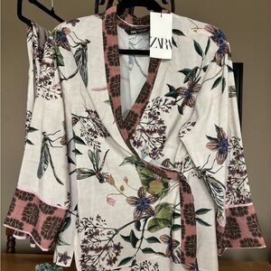 Zara Pink and Cream Kimono Robe